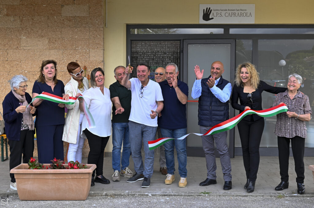 Centro anziani Caprarola, inaugurata la nuova sede